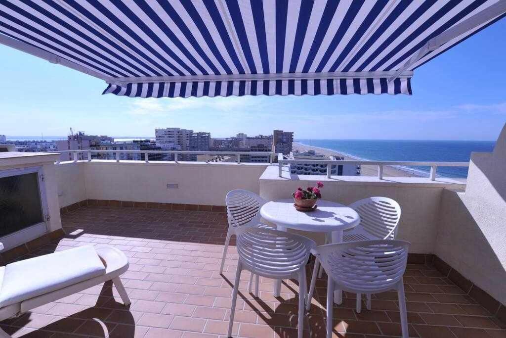 Atico Apartamento Loft Playa Victoria Cádiz Exterior foto